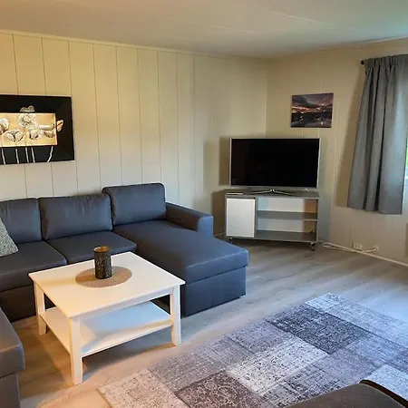 Nossveien 271, 8488 Andoy *