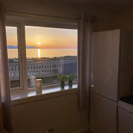 Nossveien 271, 8488 Andoy * Noss